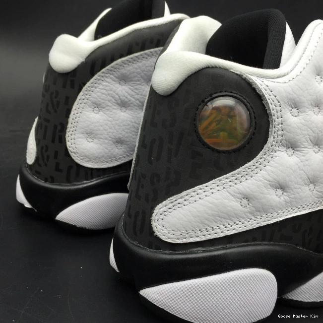 888164-112 white SNGL AIR JORDAN RETRO 13 RESPECT